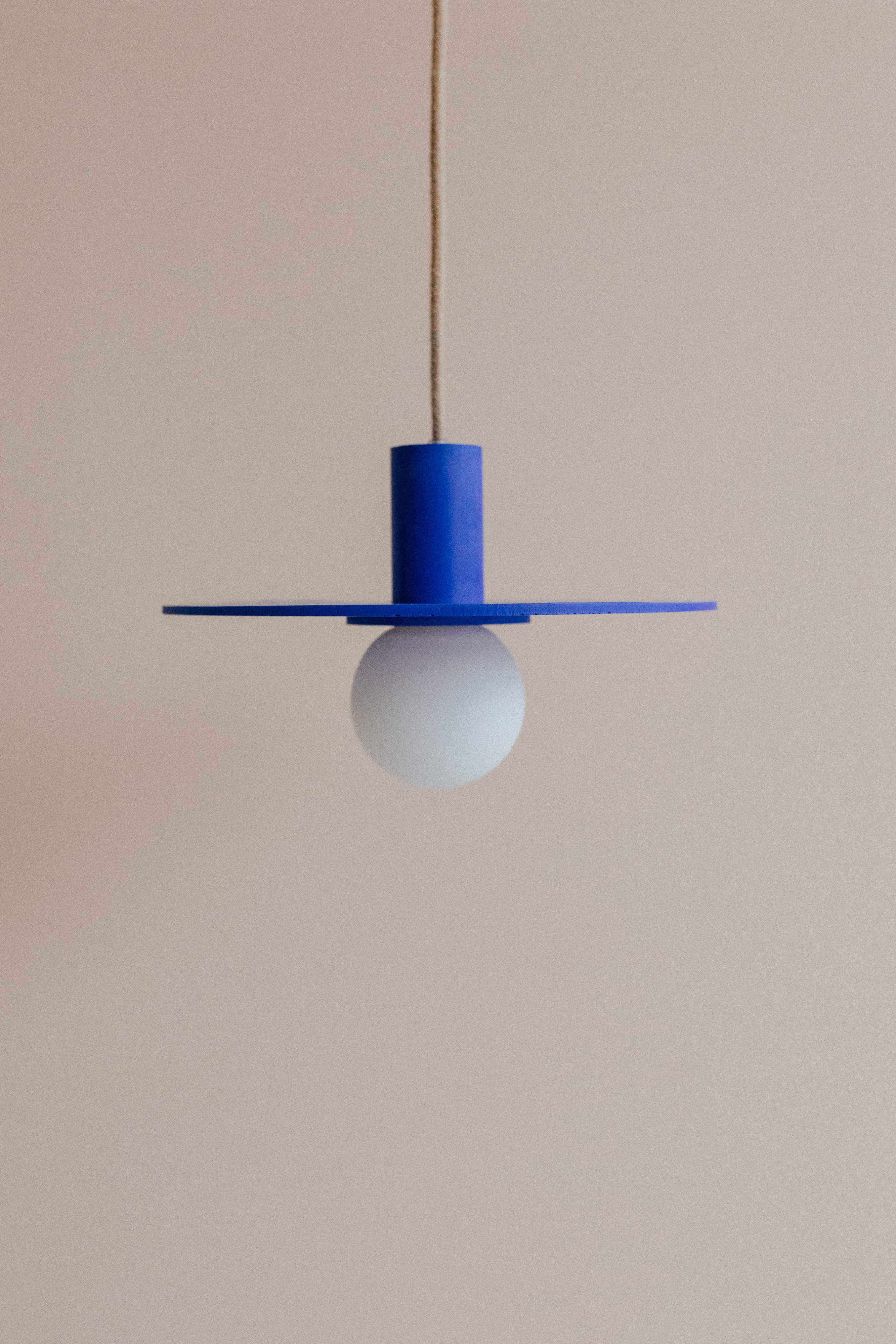 Suspension AMA.30 - blue - Zuri objects