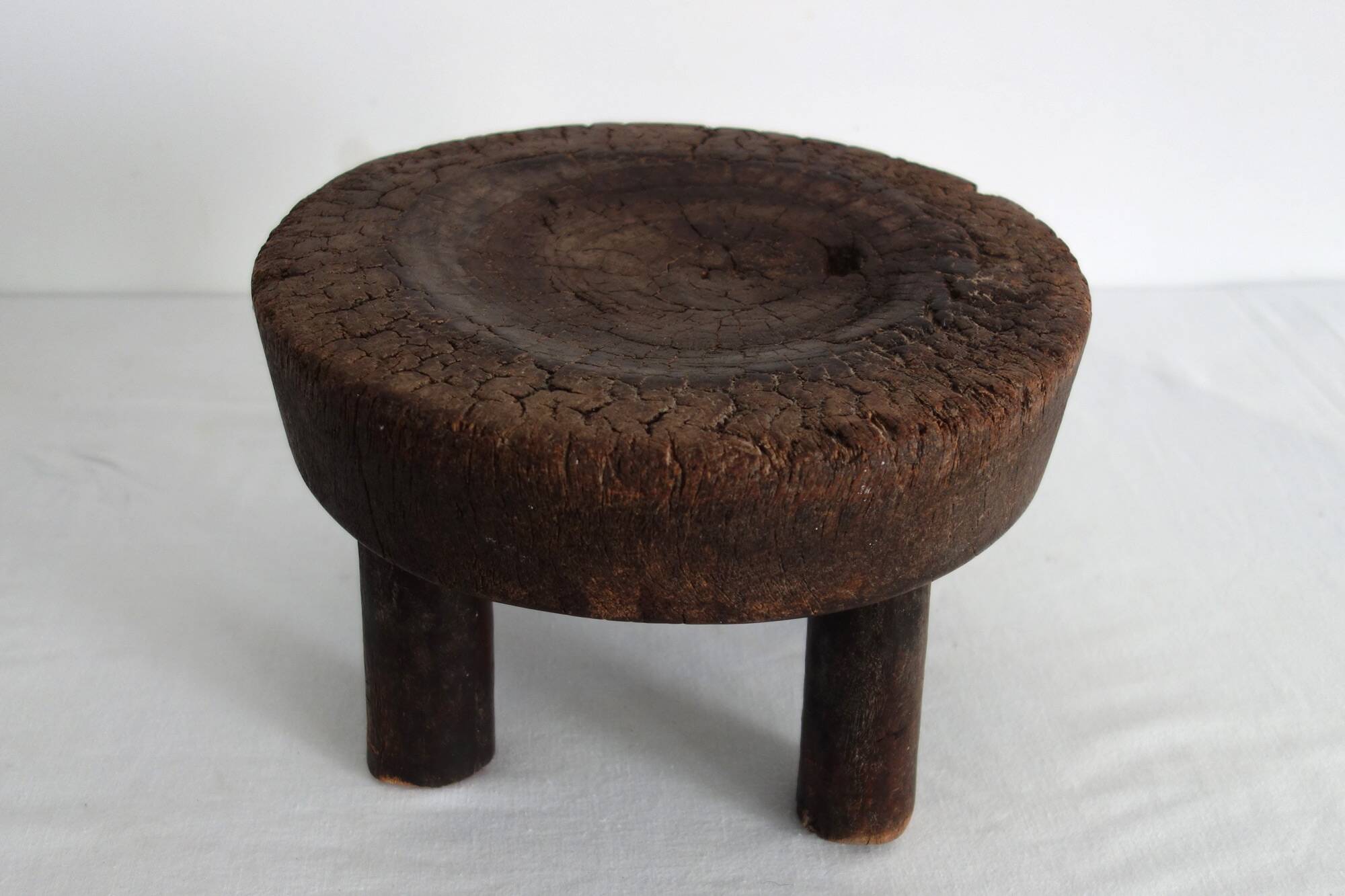 Tabouret Africain ancien en bois baoulé, Côte d'Ivoire