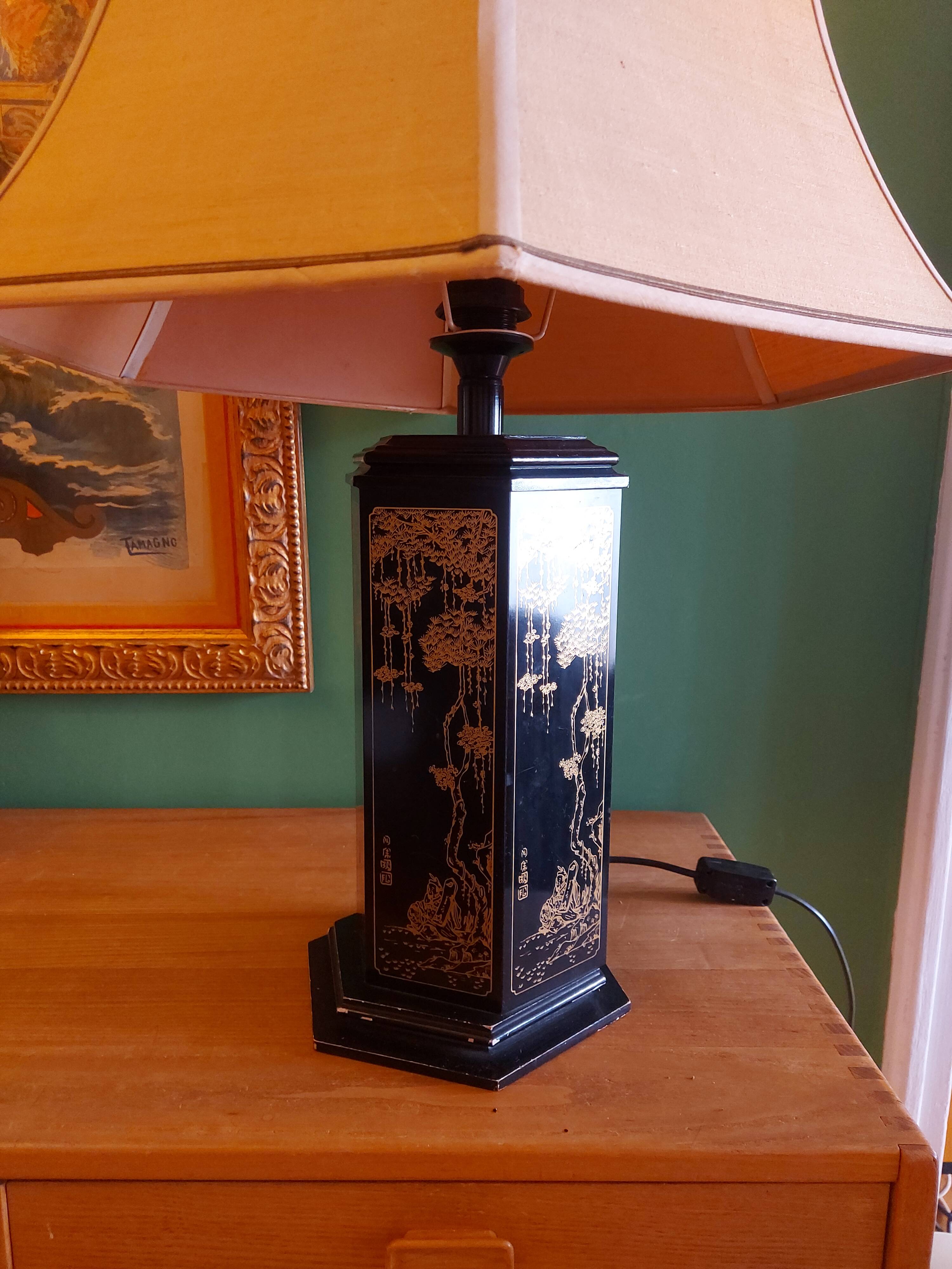 Lampe pagode , abat jour soie