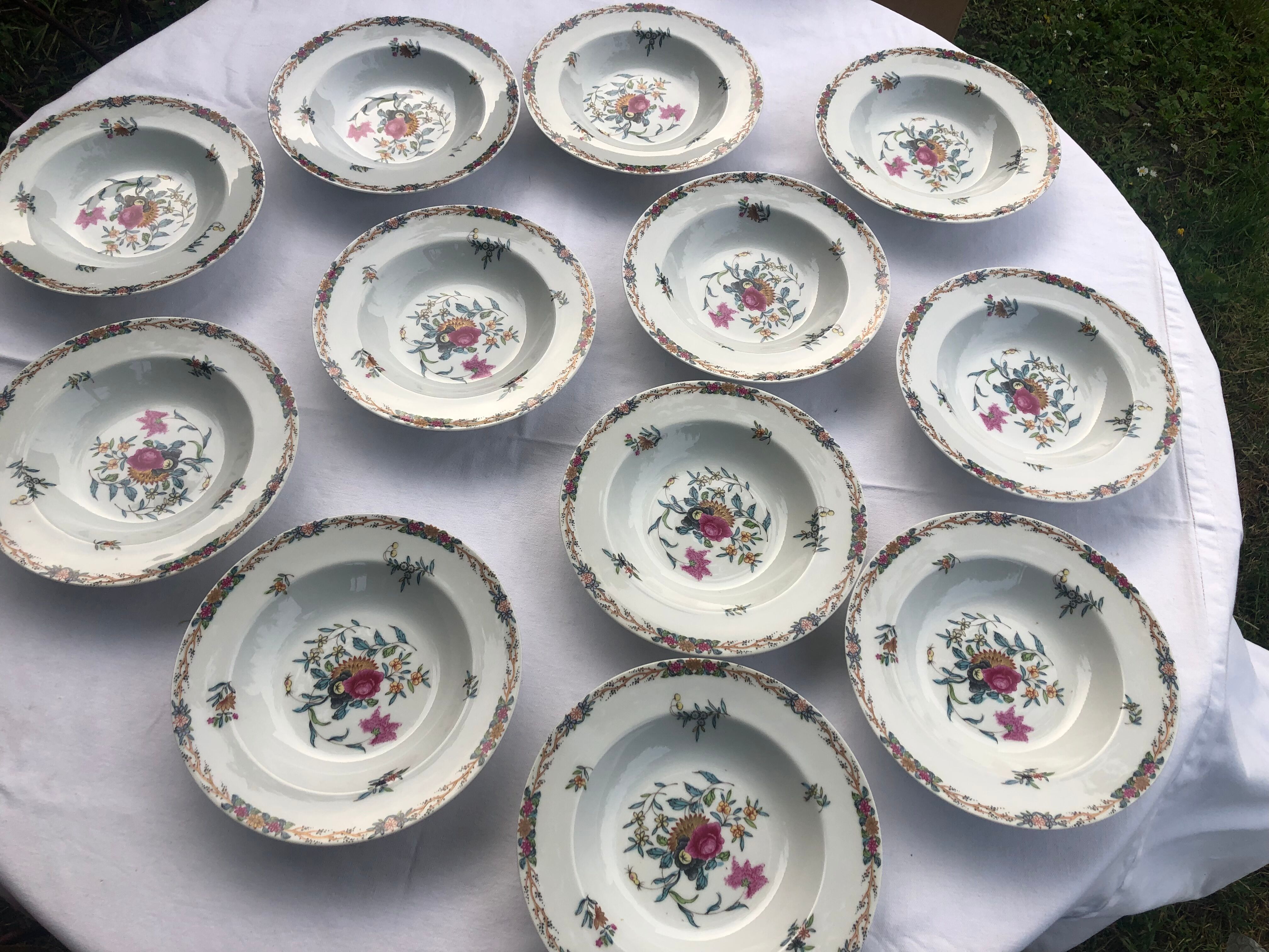 Set of 12 hollow plates haviland pondichery