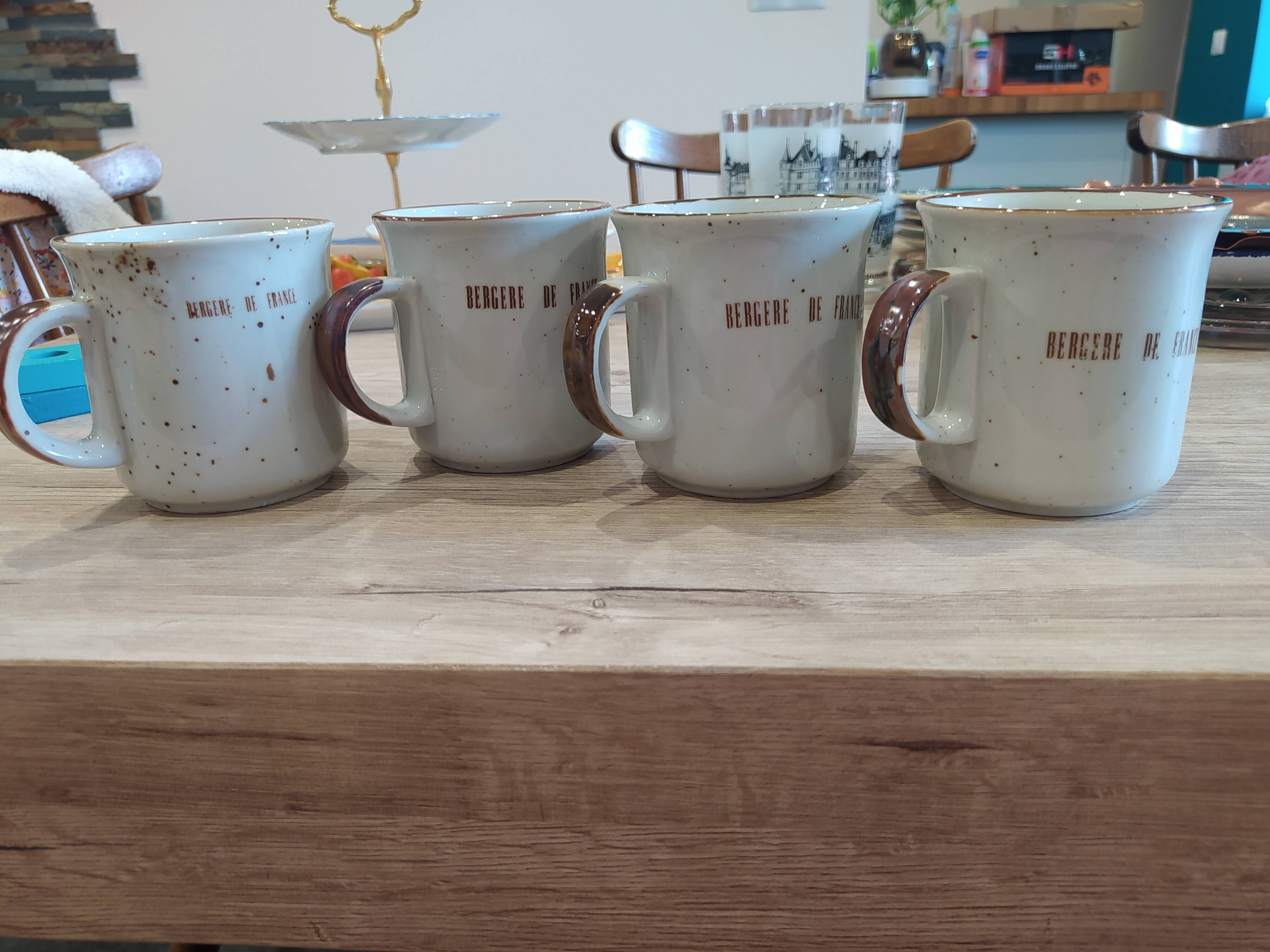 4 cups Bergeres de France