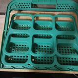 Vintage folding bottle holder