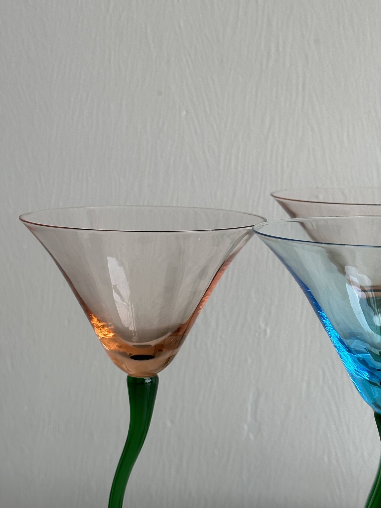 Set of 4 vintage green twisted stem cocktail glasses