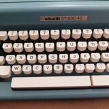 Machine à écrire Olivetti Studio 46 bleue vintage révisée
