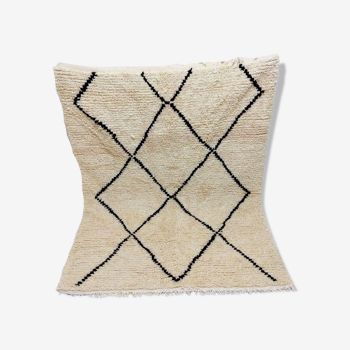 Tapis berbère beni ouarain 155 x 122 cm