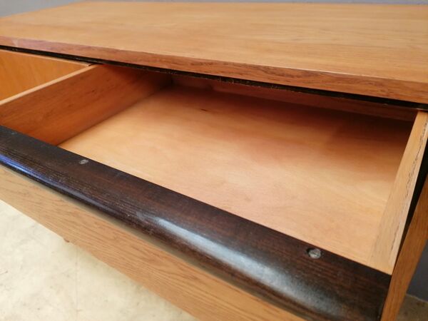 Cmmode vintage en bois, ex Tchécoslovaquie, style scandinave, 1960