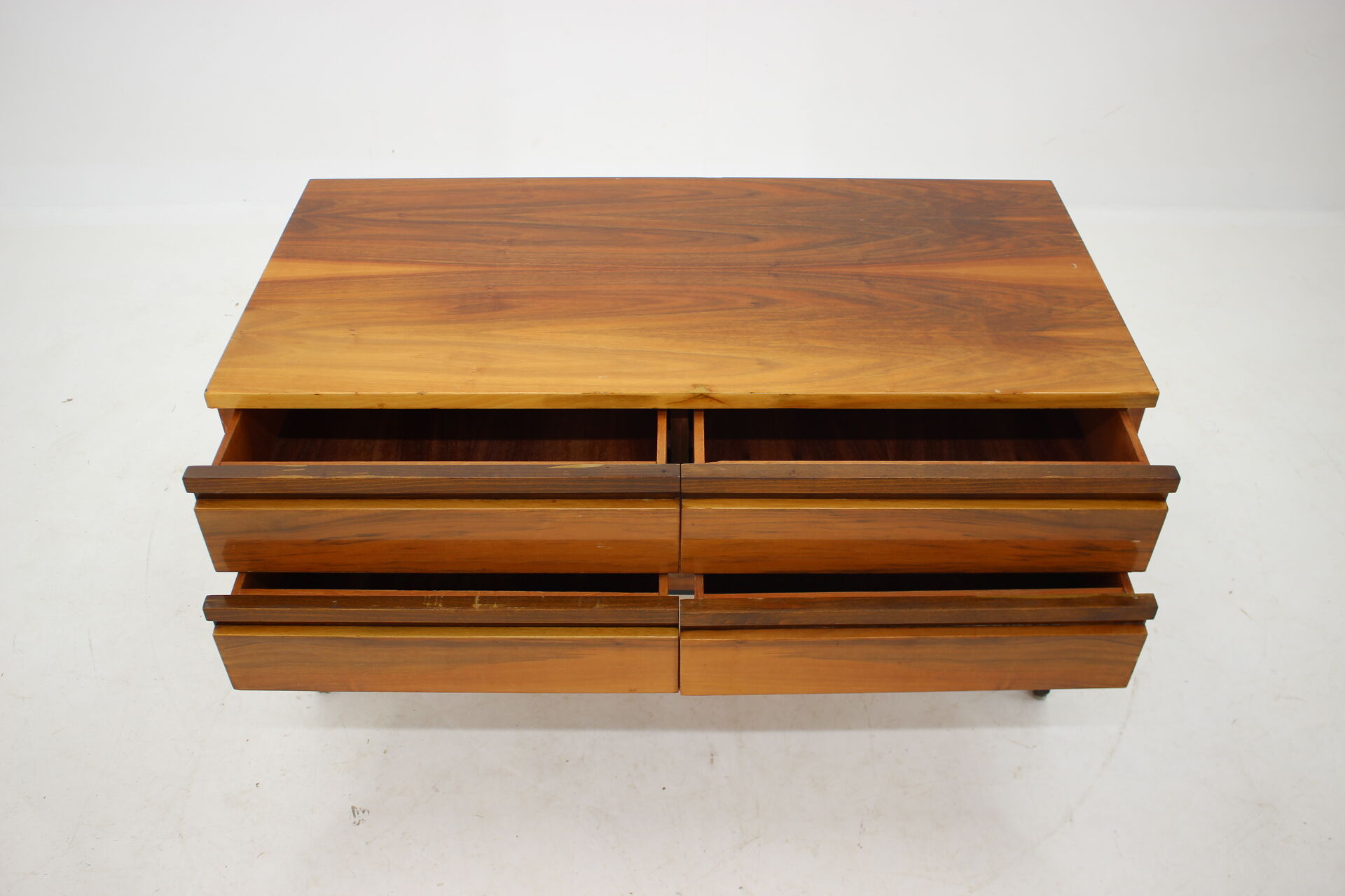 Commode des années 1960, Tchécoslovaquie