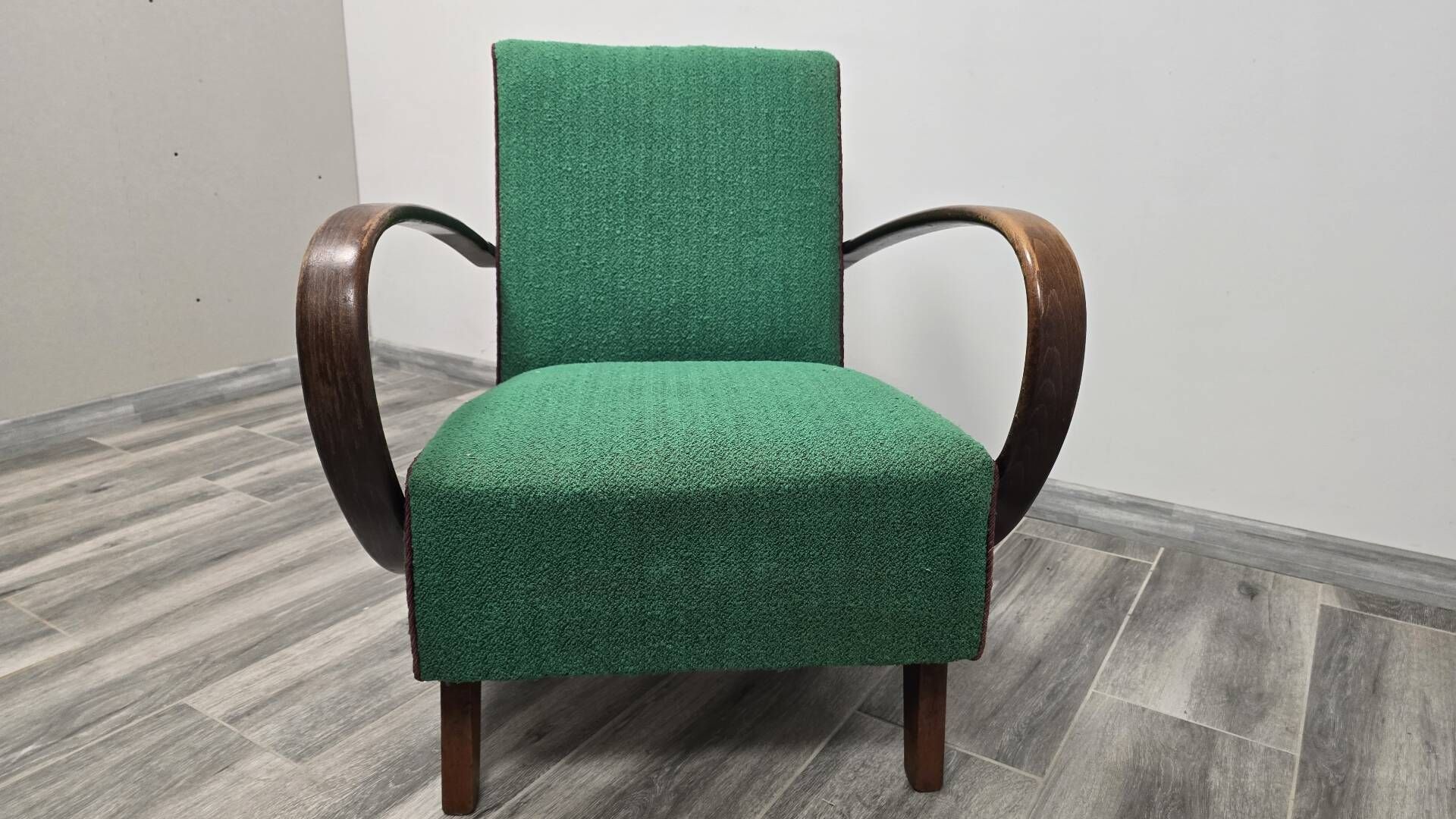 Art Deco Lounge Chair from Jindrich Halabala