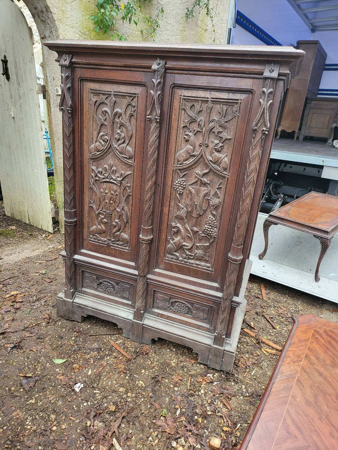 Large buffet / carved oak wardrobe – Neo-Gothic decor –
