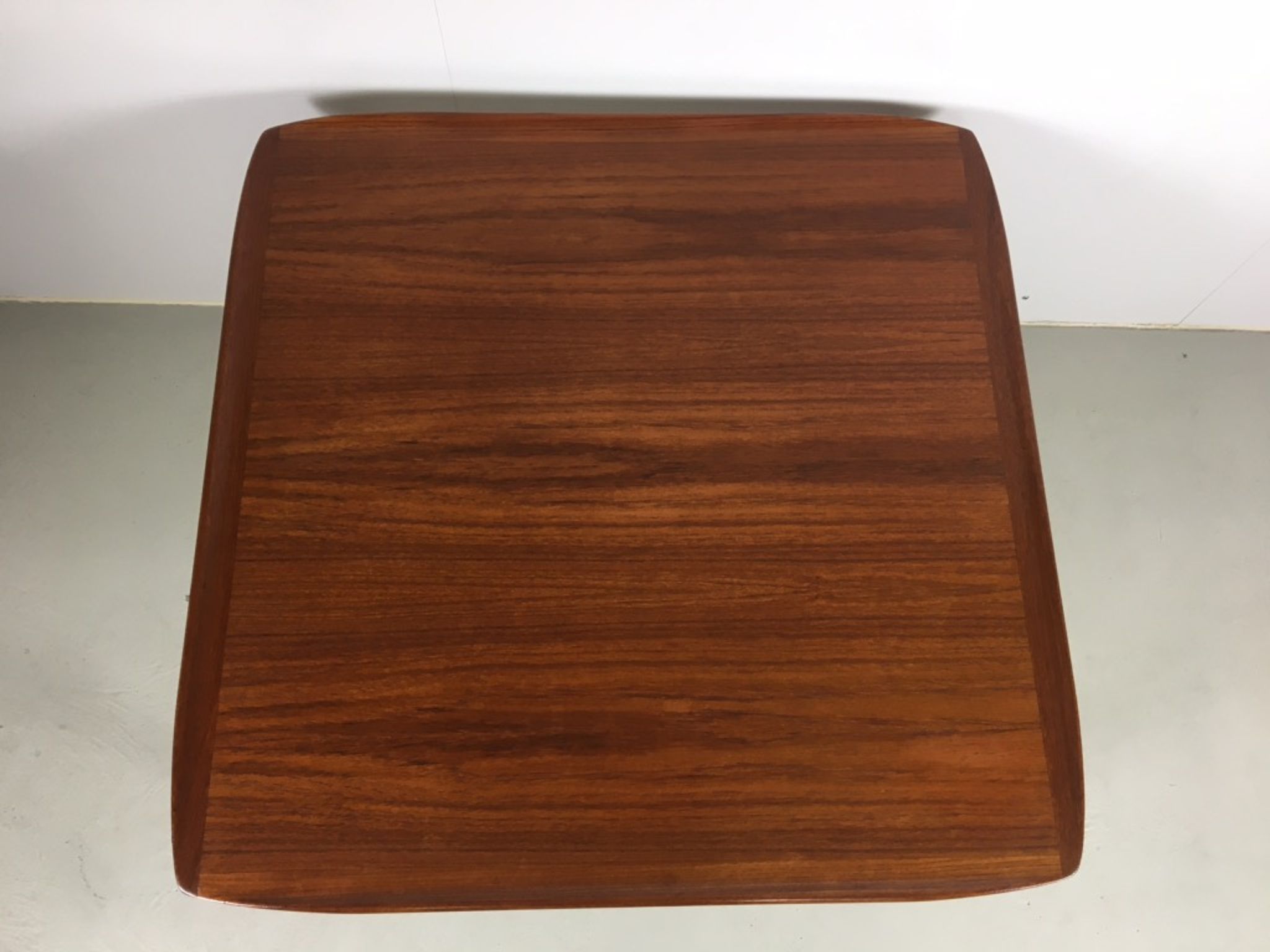 Table basse danoise de teck 1960d