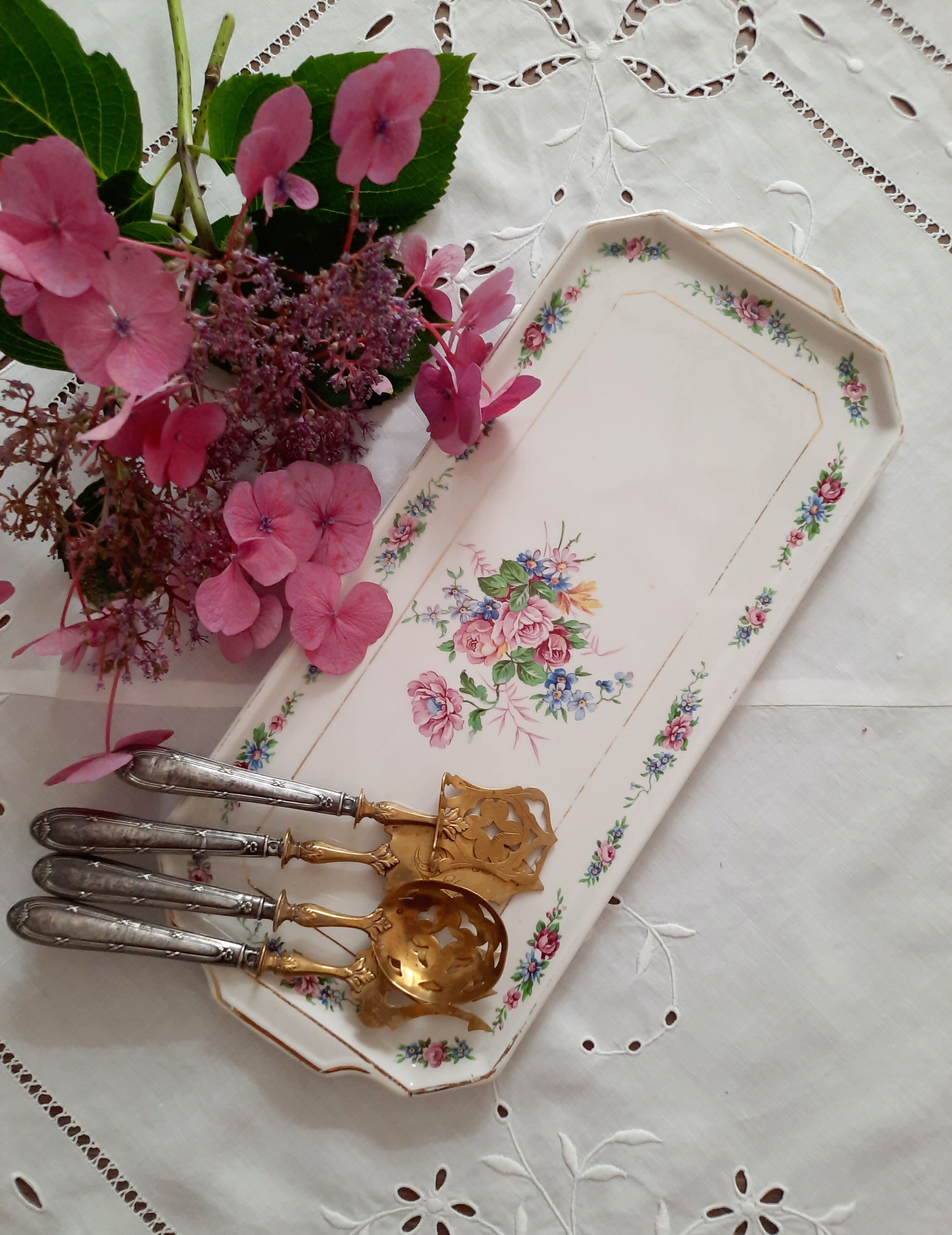 Cake dish in earthenware Moulin des Loups