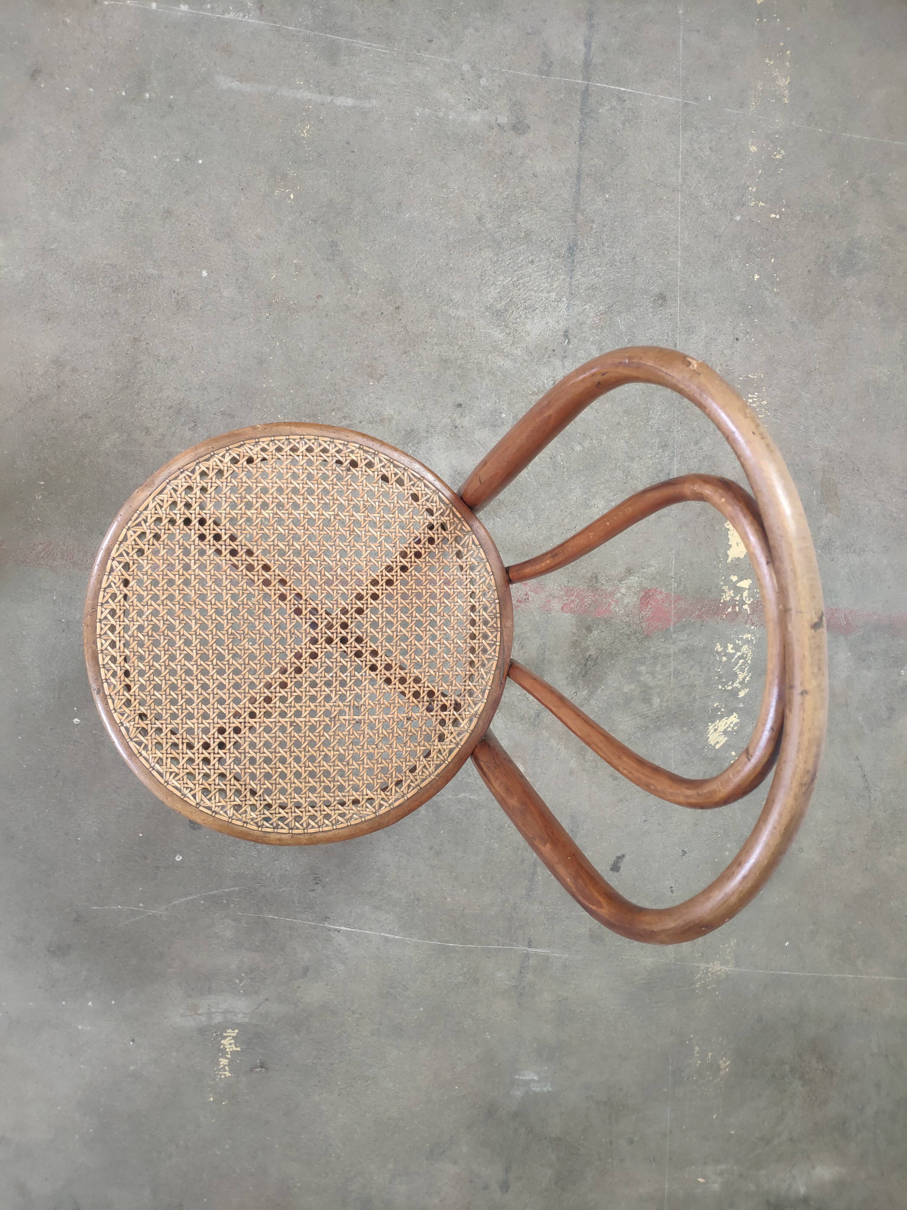Chaise Léon Cambier bistrot vintage bois courbé Thonet