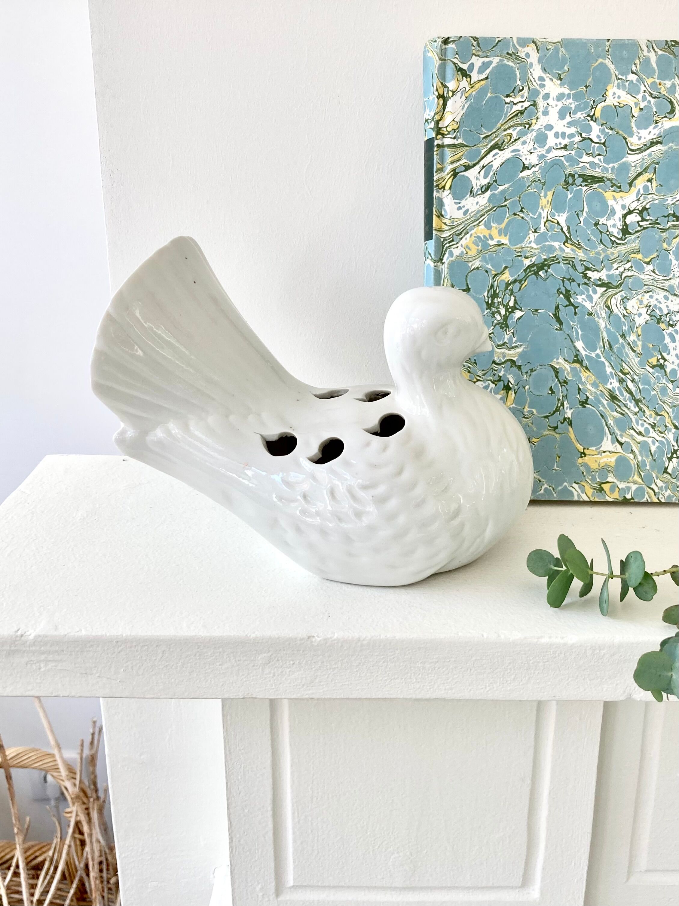 Flower pick ceramic vase bird