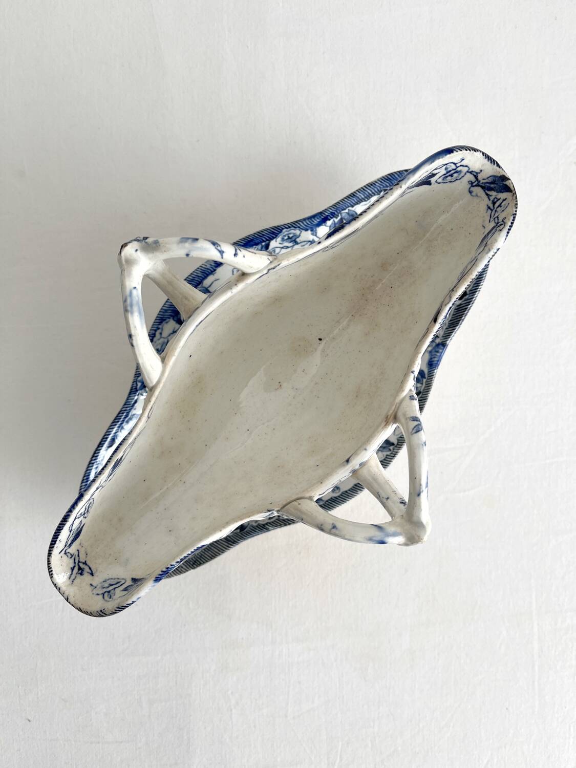 Old gravy boat in iron clay “Flora” Creil et Montereau