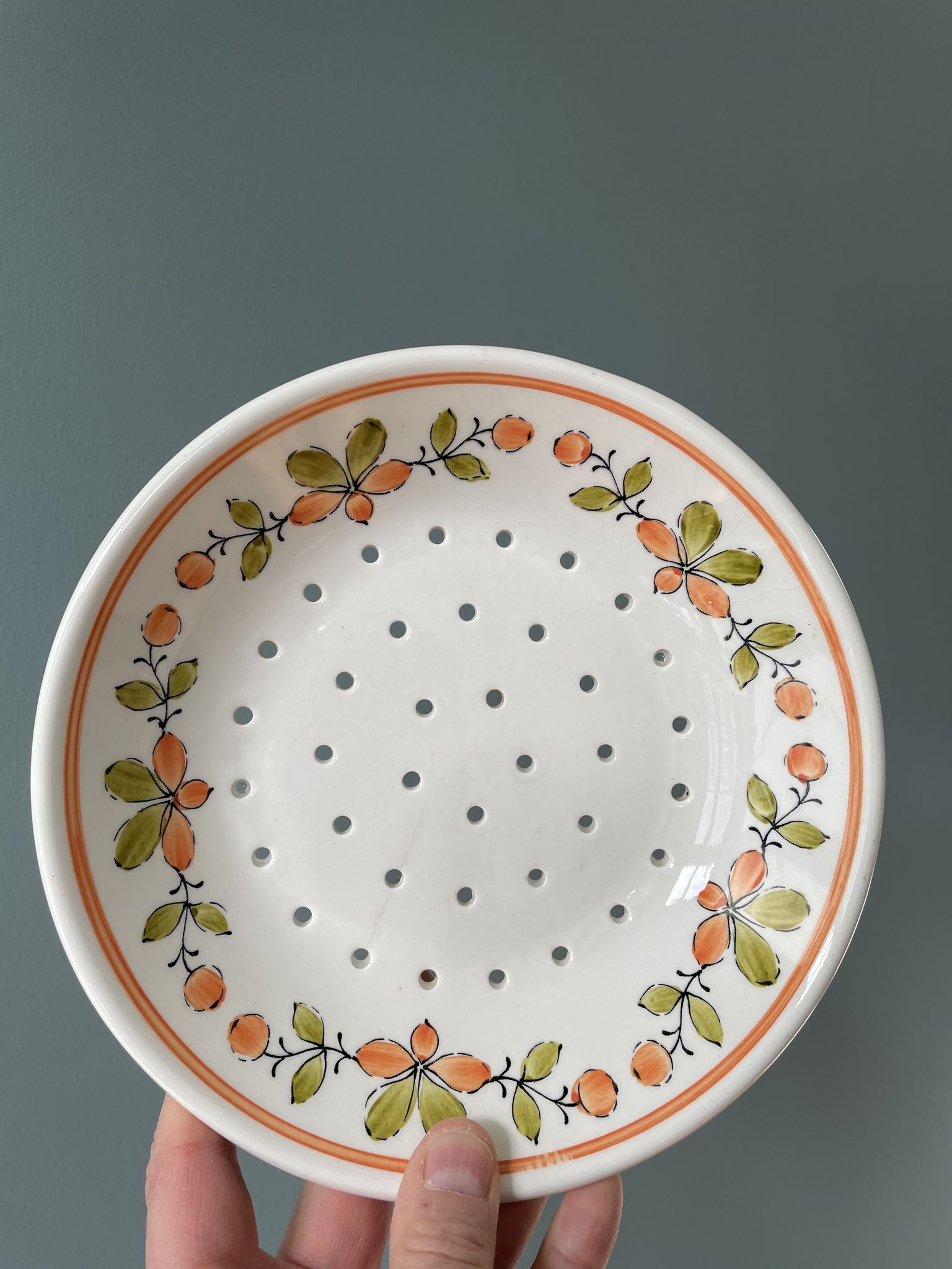 Vintage drip dish in Gien porcelain