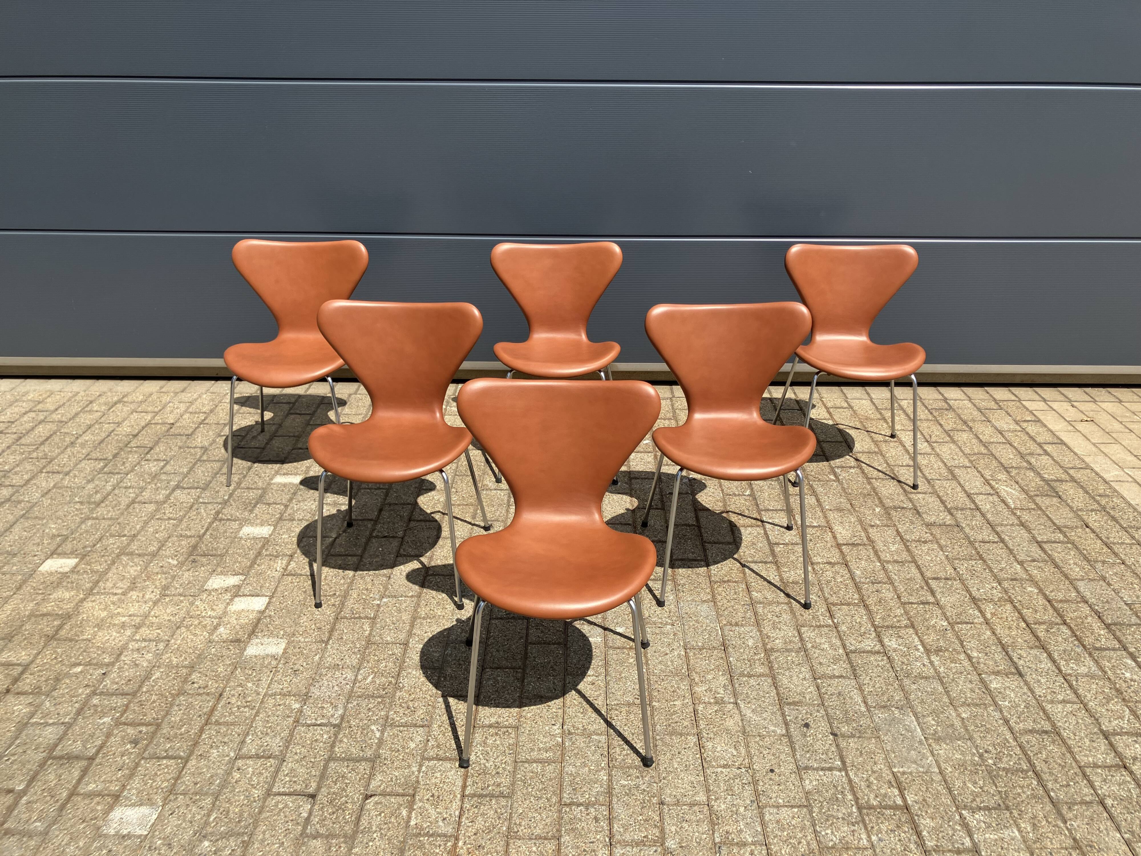 Fritz Hansen series 7 Vlinderstoelen in Cognac leather NIEUW!!