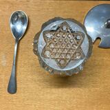 Jam pot
