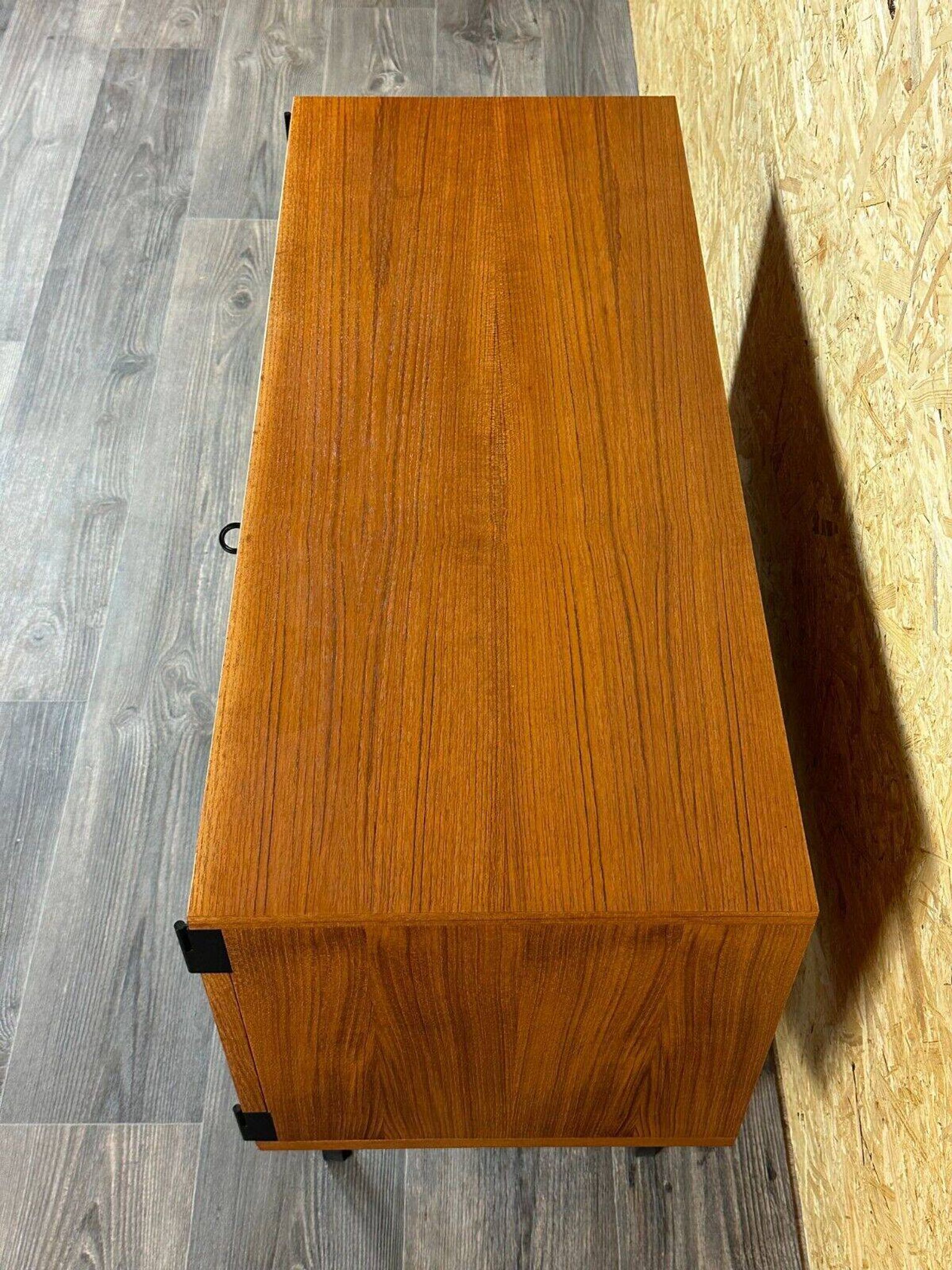 Buffet en teck des années 60/70