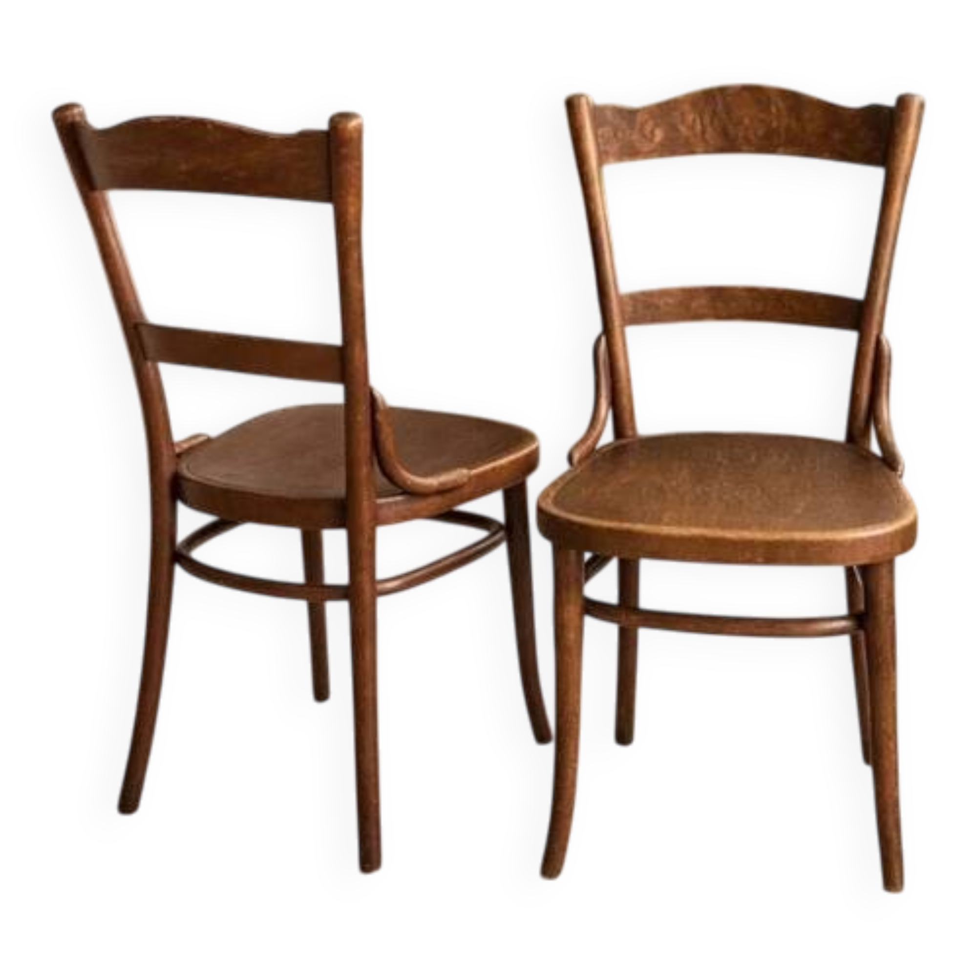 Rare set of Thonet-Mundus antique chairs, circa 1920 – elegance of Viennese Secession in bent wood.