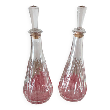 Lot 2 carafes en verre