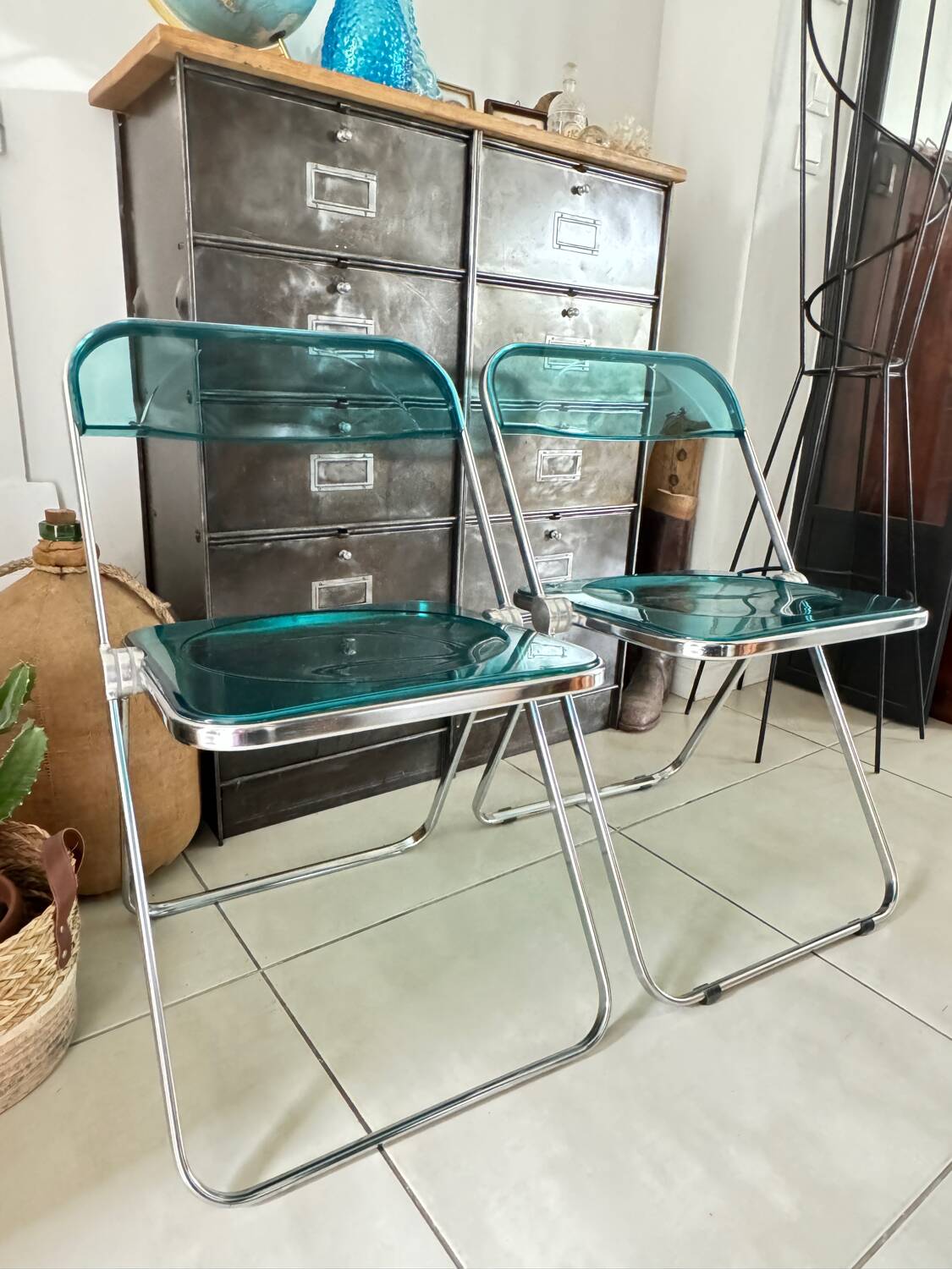 Set of 4 blue Plia folding chairs by Castelli
