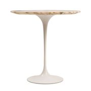 Round "Tulip" side table by Eero Saarinen for Knoll International, circa 1950.