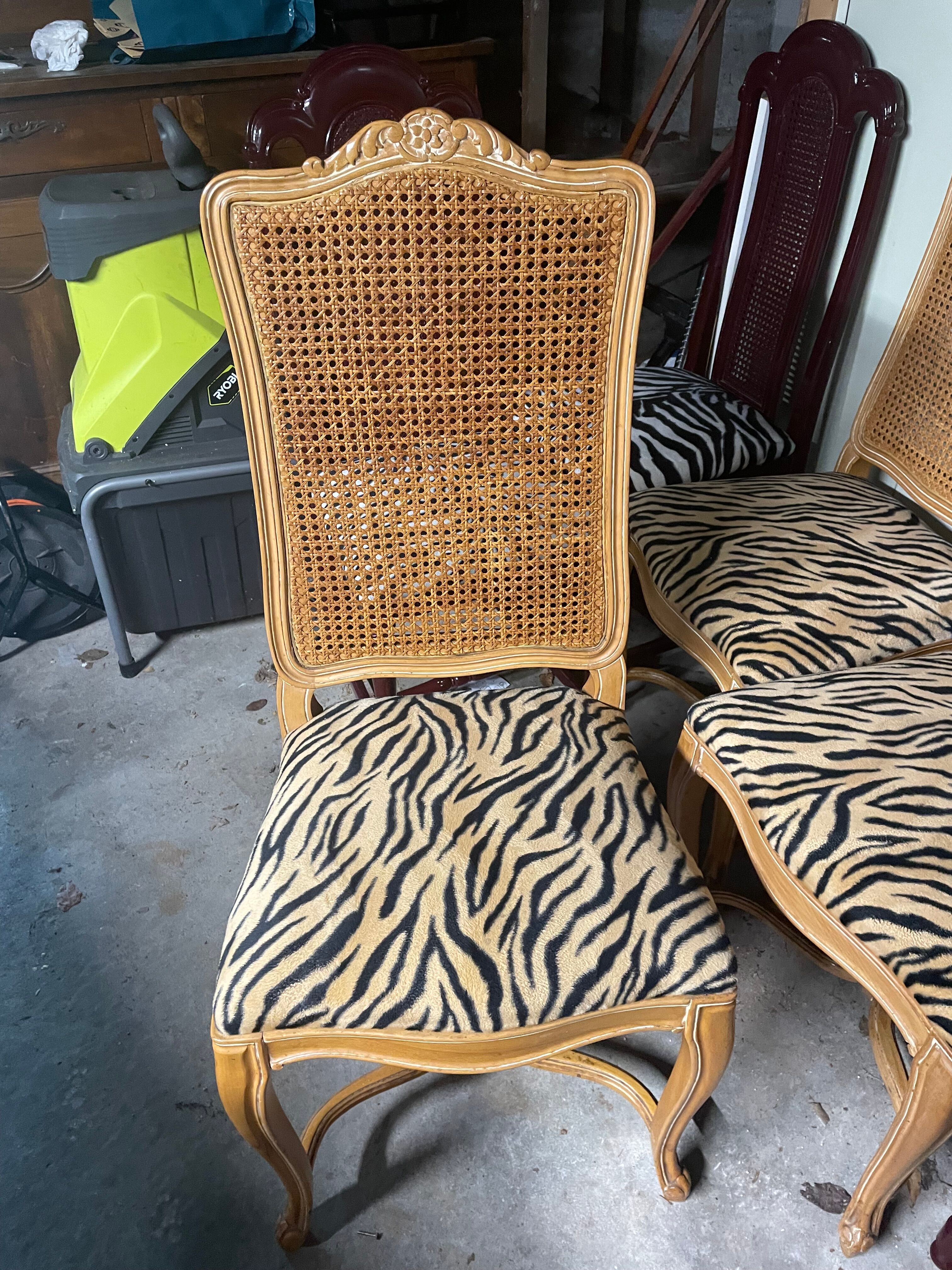 4 chaises bois cérusé années 80