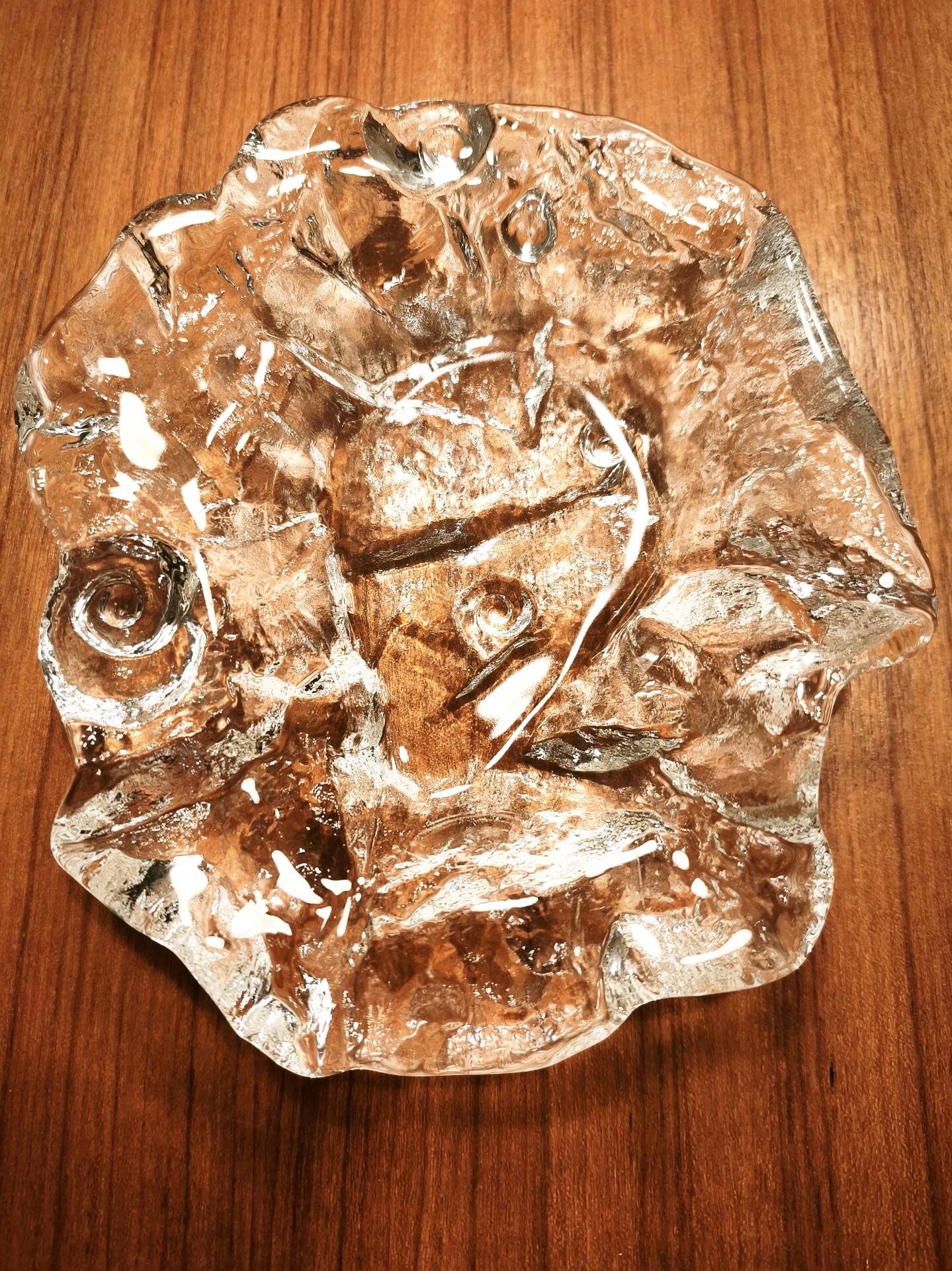 Snail-shaped pocket bowl / Fossil Jolanda Prinsen Walther Glass
