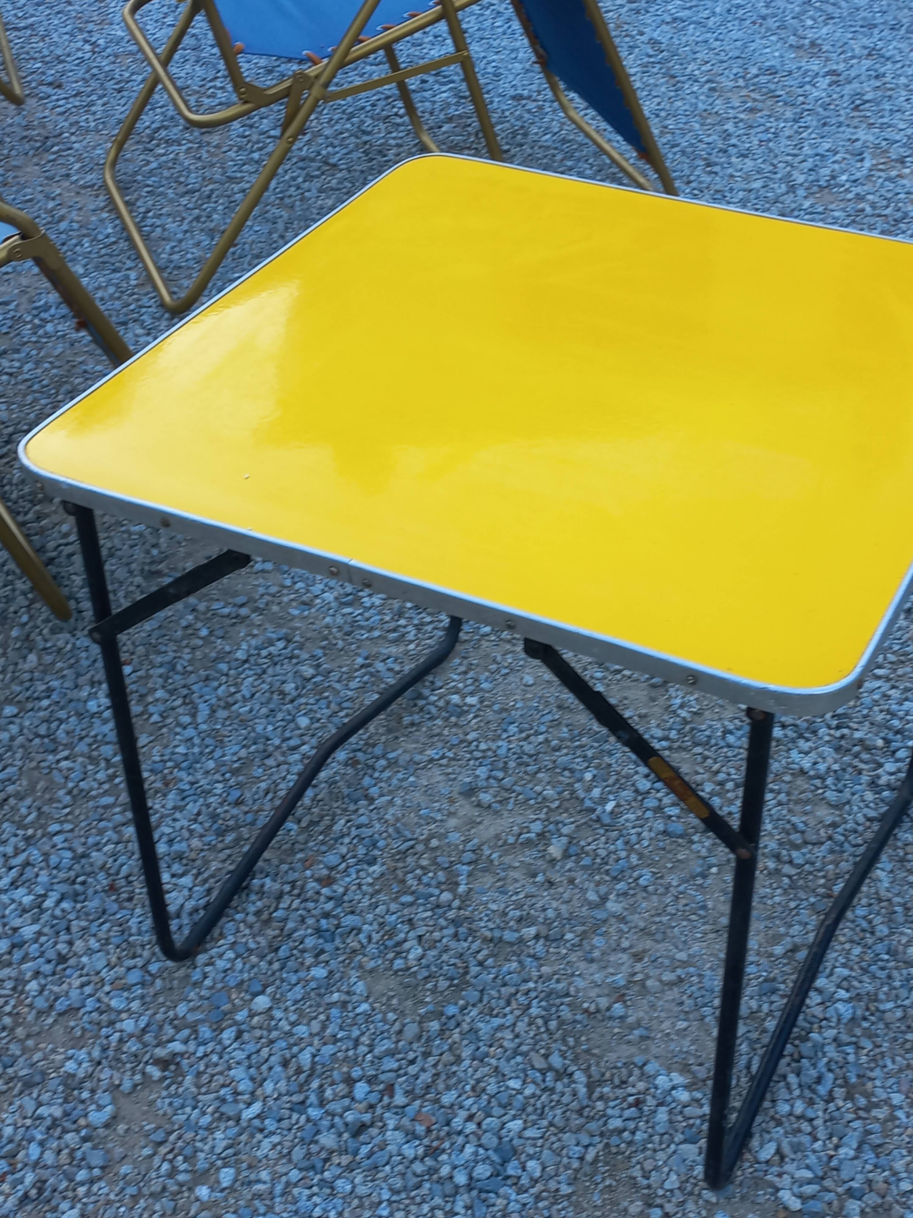 Set of 3 vintage lafuma sun loungers canvas and tubes + table