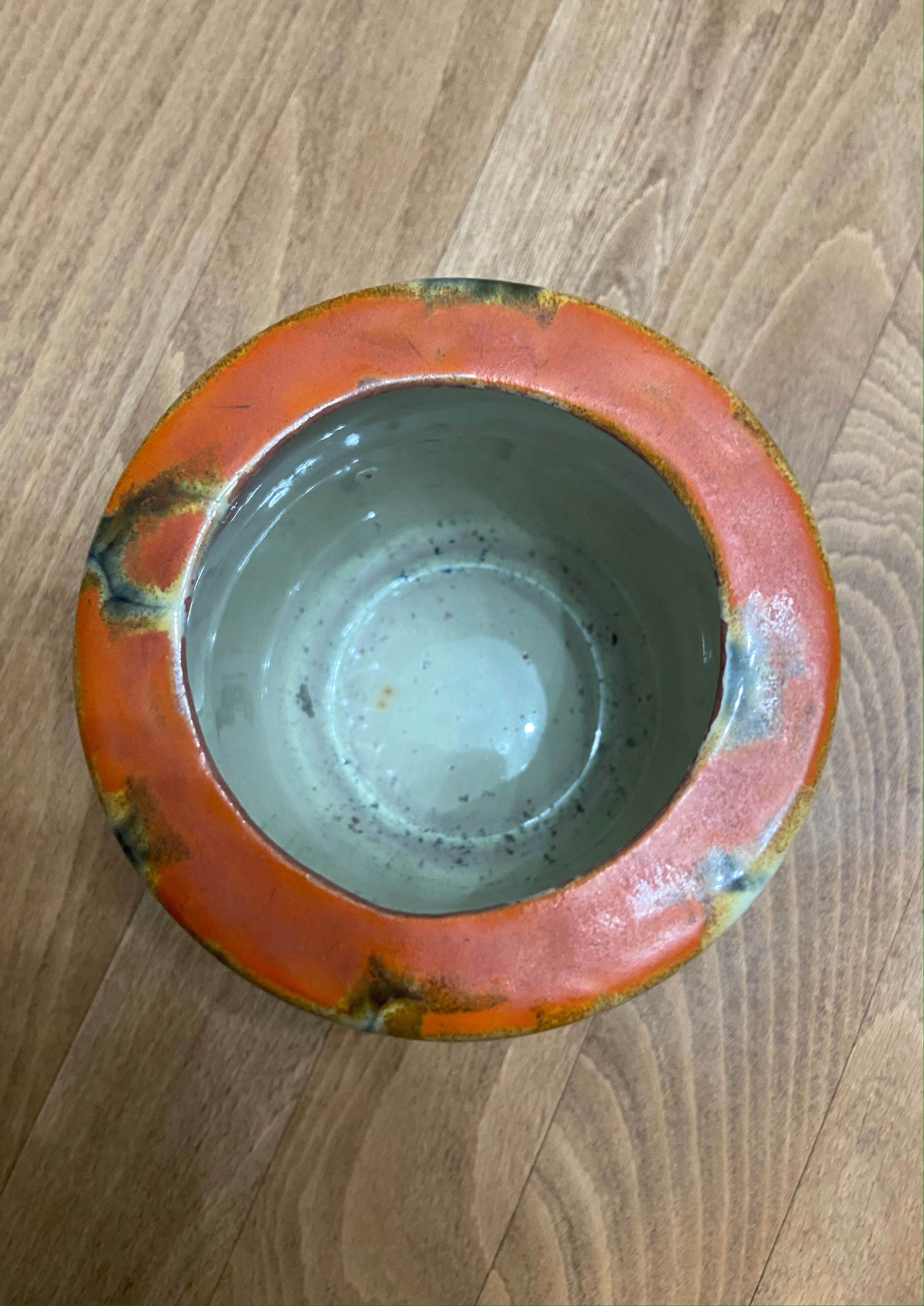 Ceramic pot