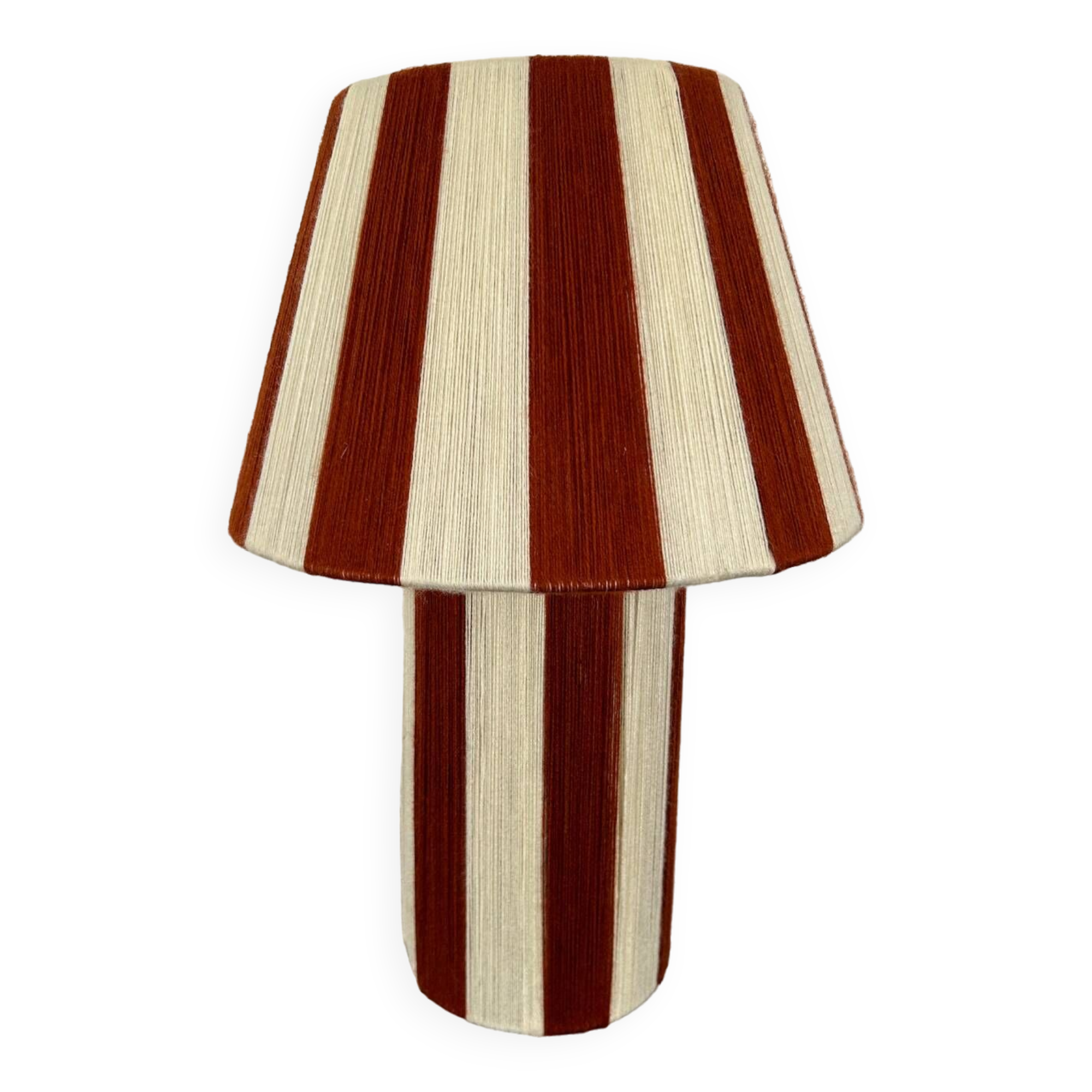 Terracotta wool lamp