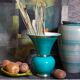 Vase art-déco en barbotine vert et or