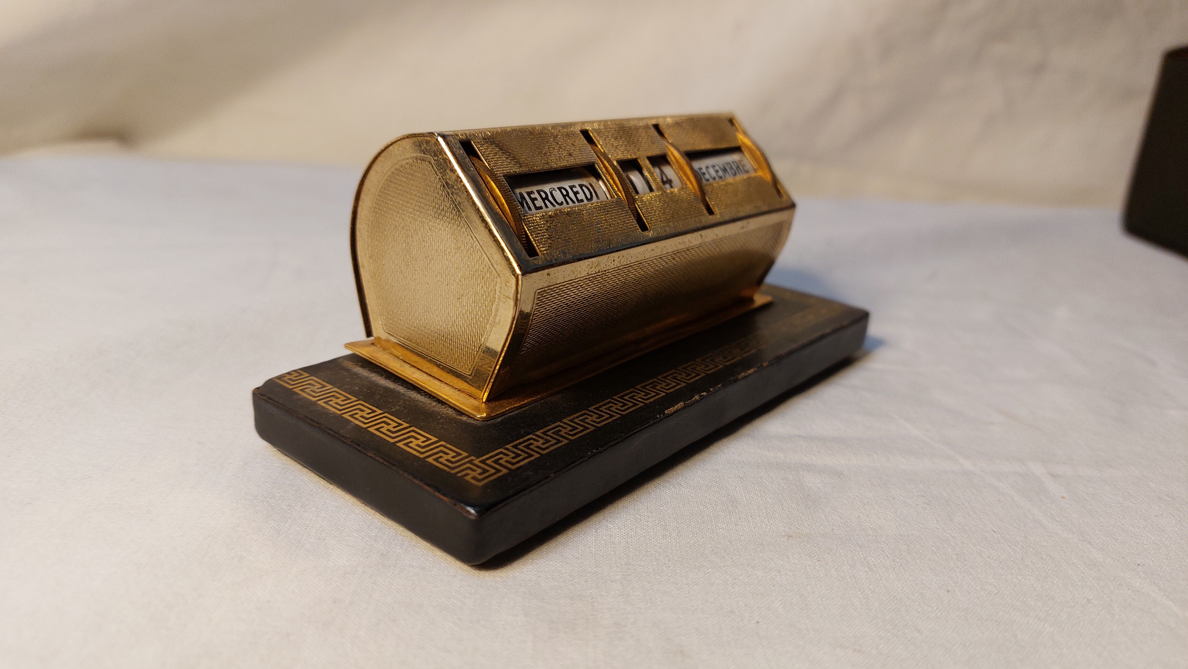 Art Deco Perpetual Calendar