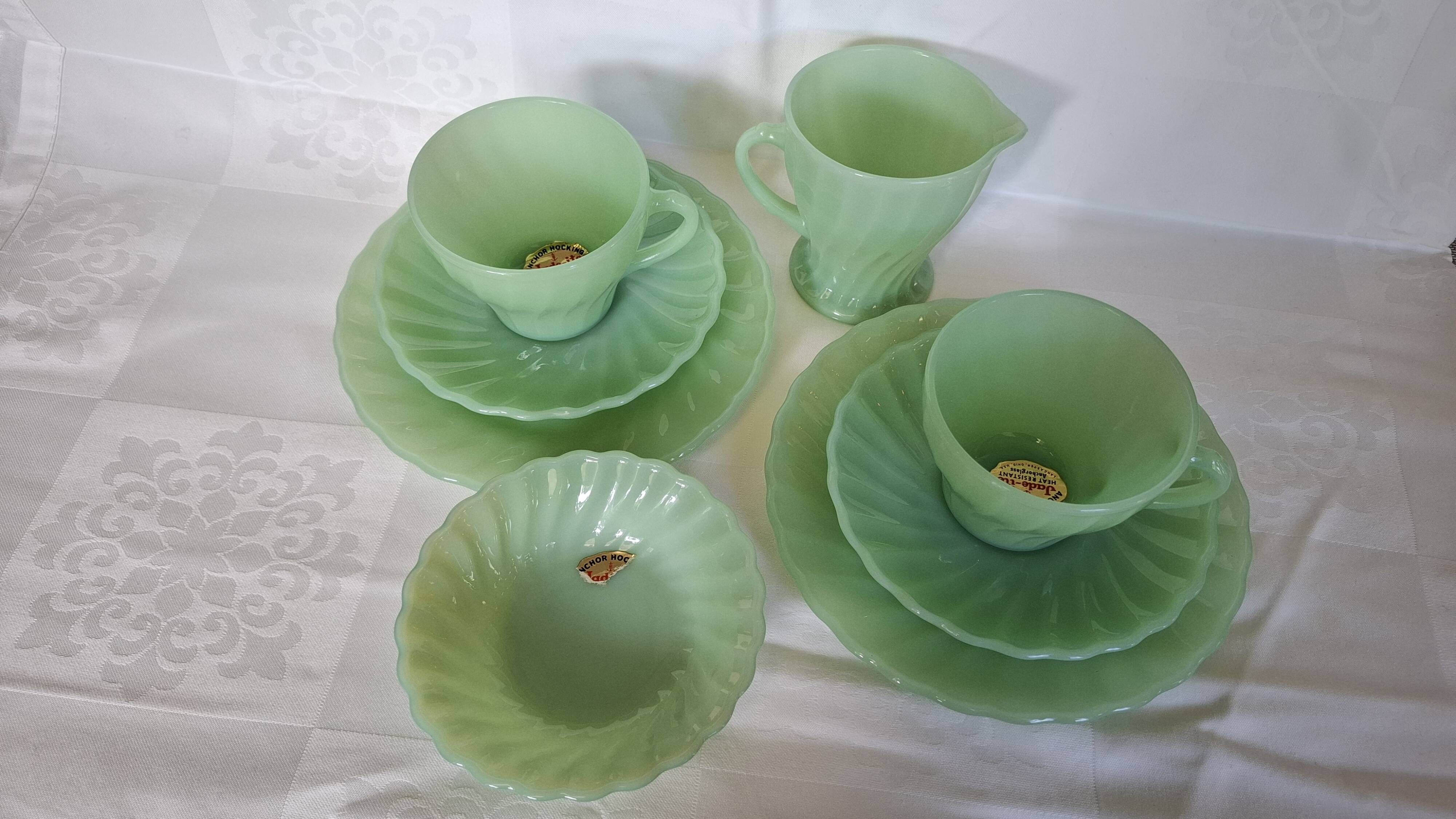 Vintage Fire-King Jadeite Swirl/Shell Coffee Set – 6 Pcs (Original Label)