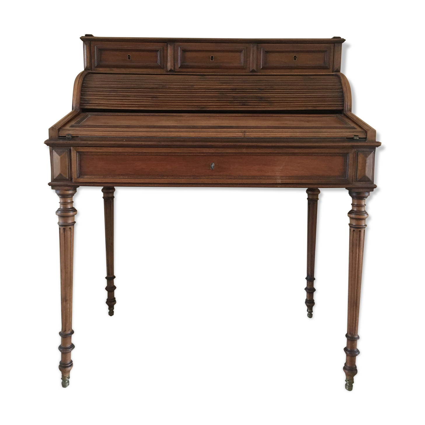 Curtain secretary in meridian
