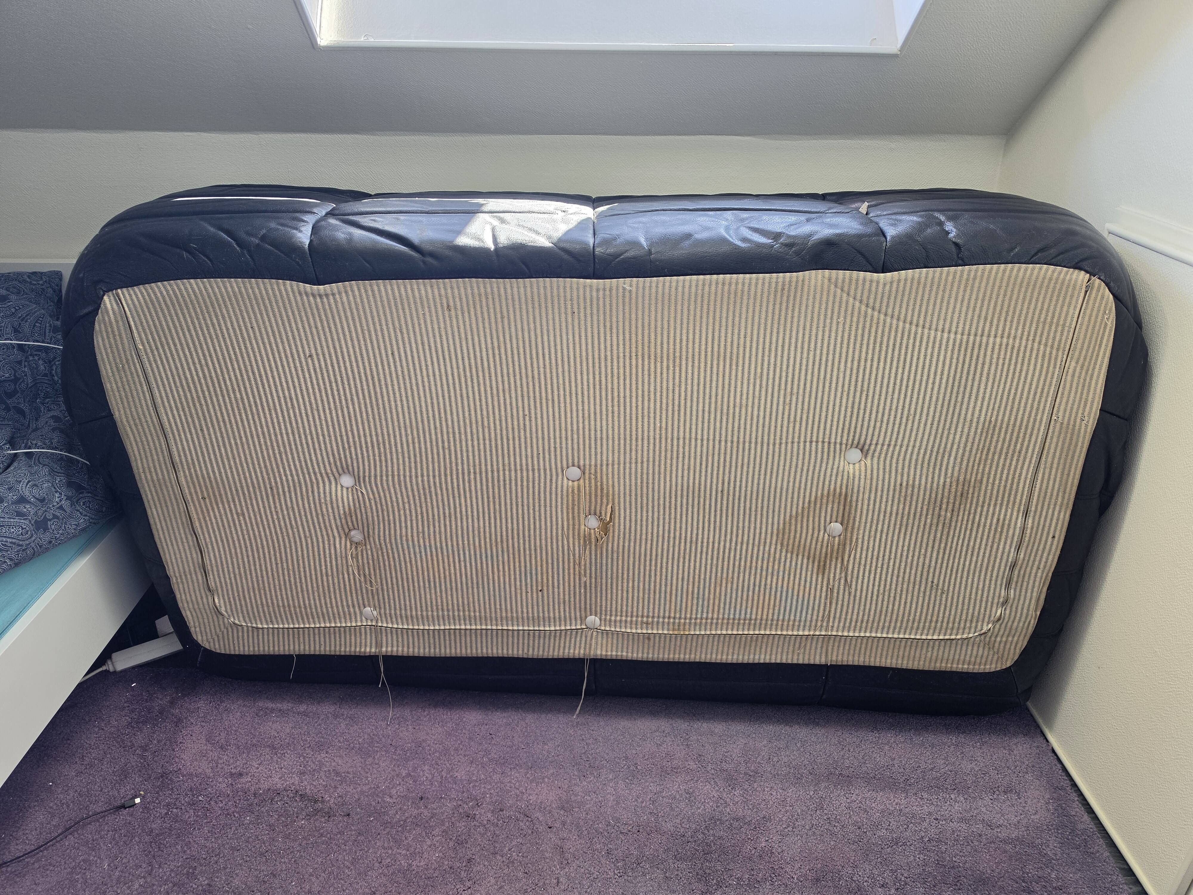 Togo Ligne Roset 3-seater - Black leather