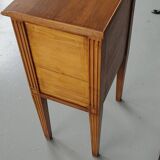 Table de chevet