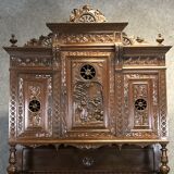 Breton buffet early 20th century in chestnut