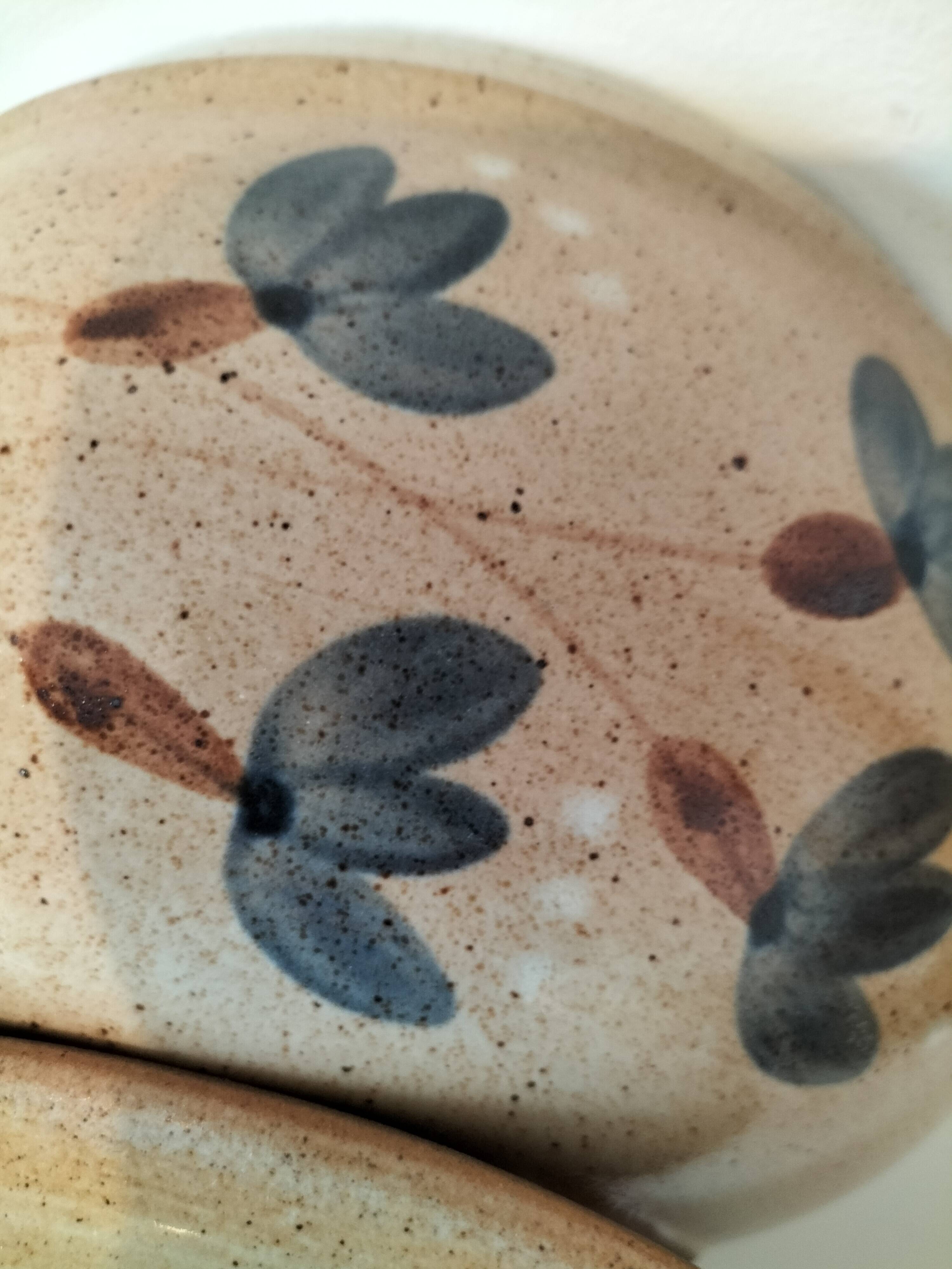 Vintage stoneware soup tureen from the Marais – rustic charm, cottagecore spirit.