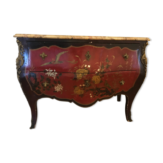 Louis XV lacquered Chinese style chest of drawers