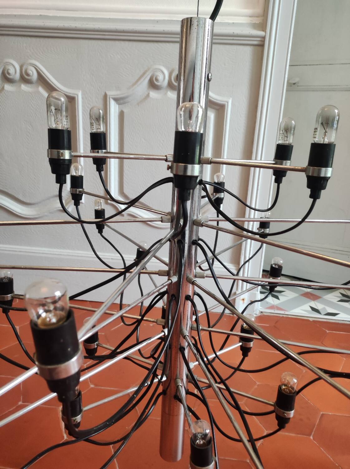 2097-30 bulb pendant light Gino Sarfatti from the 70s Arteluce