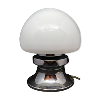 Globe lamp