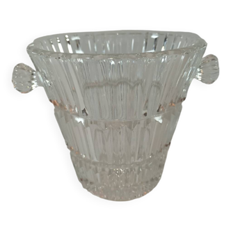 Ice bucket