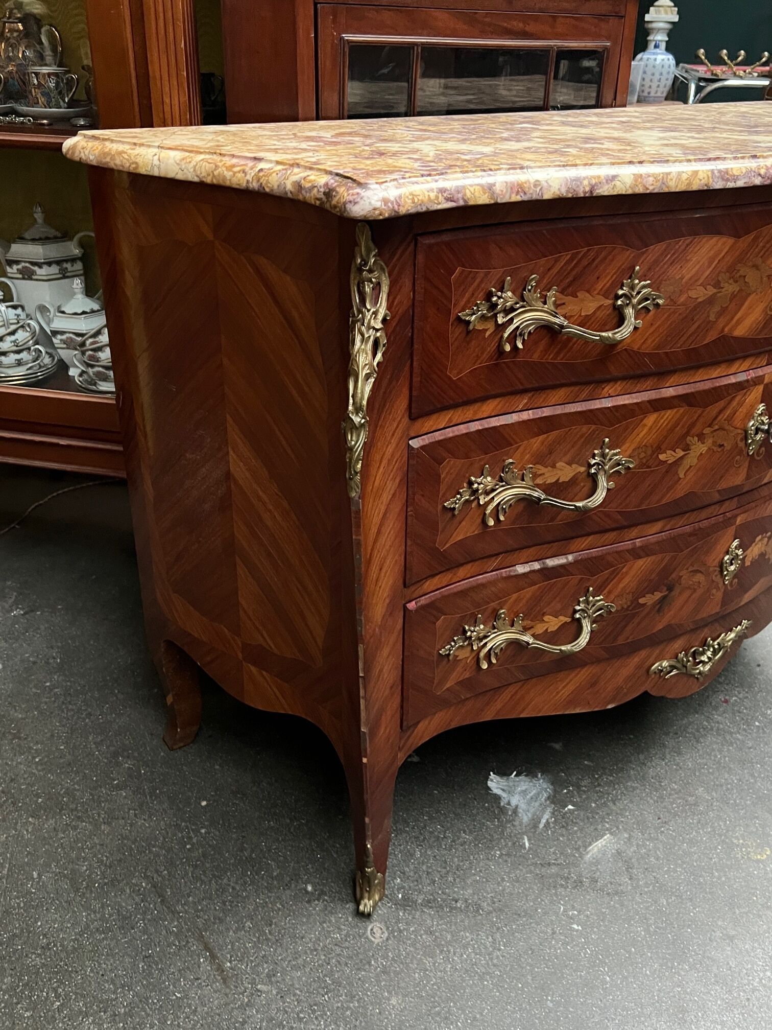 Louis XV style chest of drawers