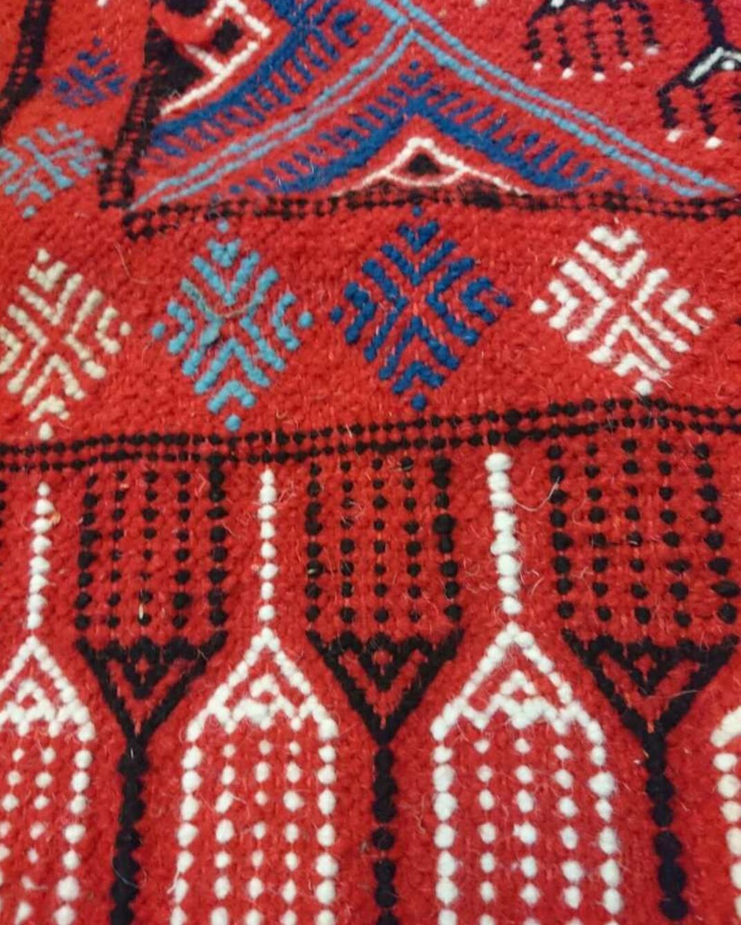 Red Berber kilim rug 140x185cm
