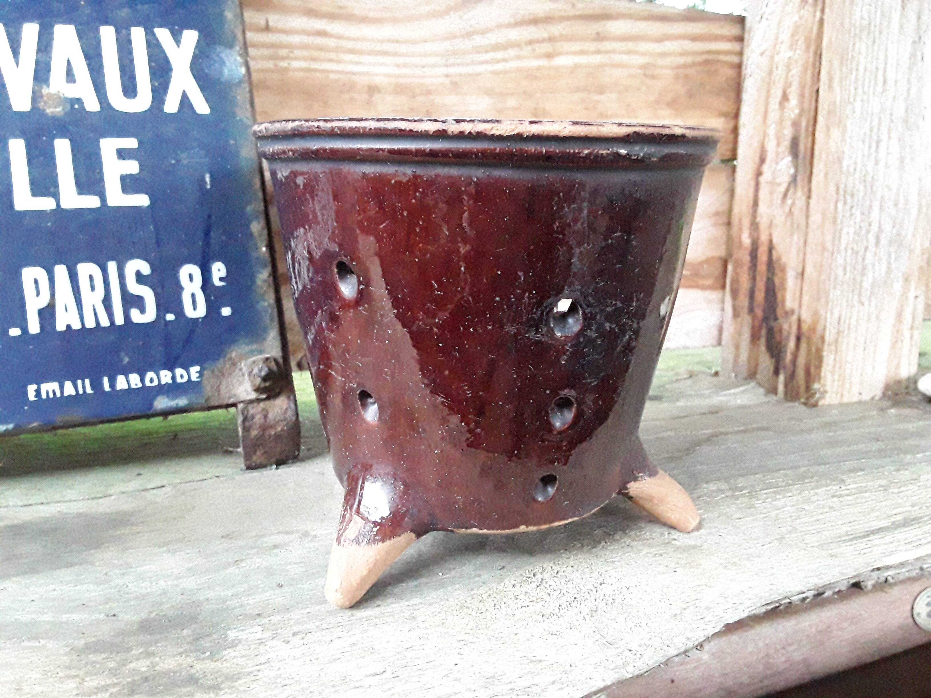 Faisselle old drainer