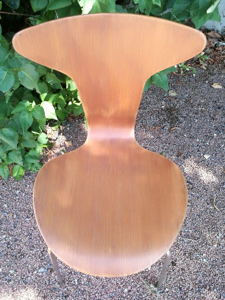 "Mosquito 3105" chair Arne Jacobsen