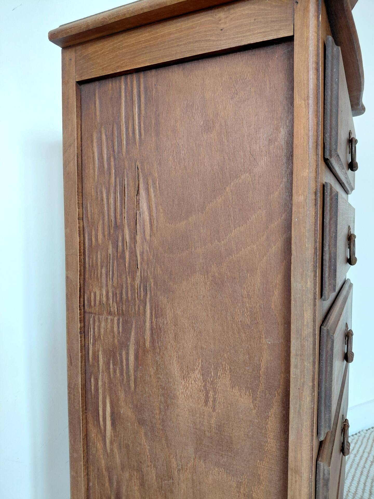 Rustic chic 5-drawer chest of drawers in solid wood