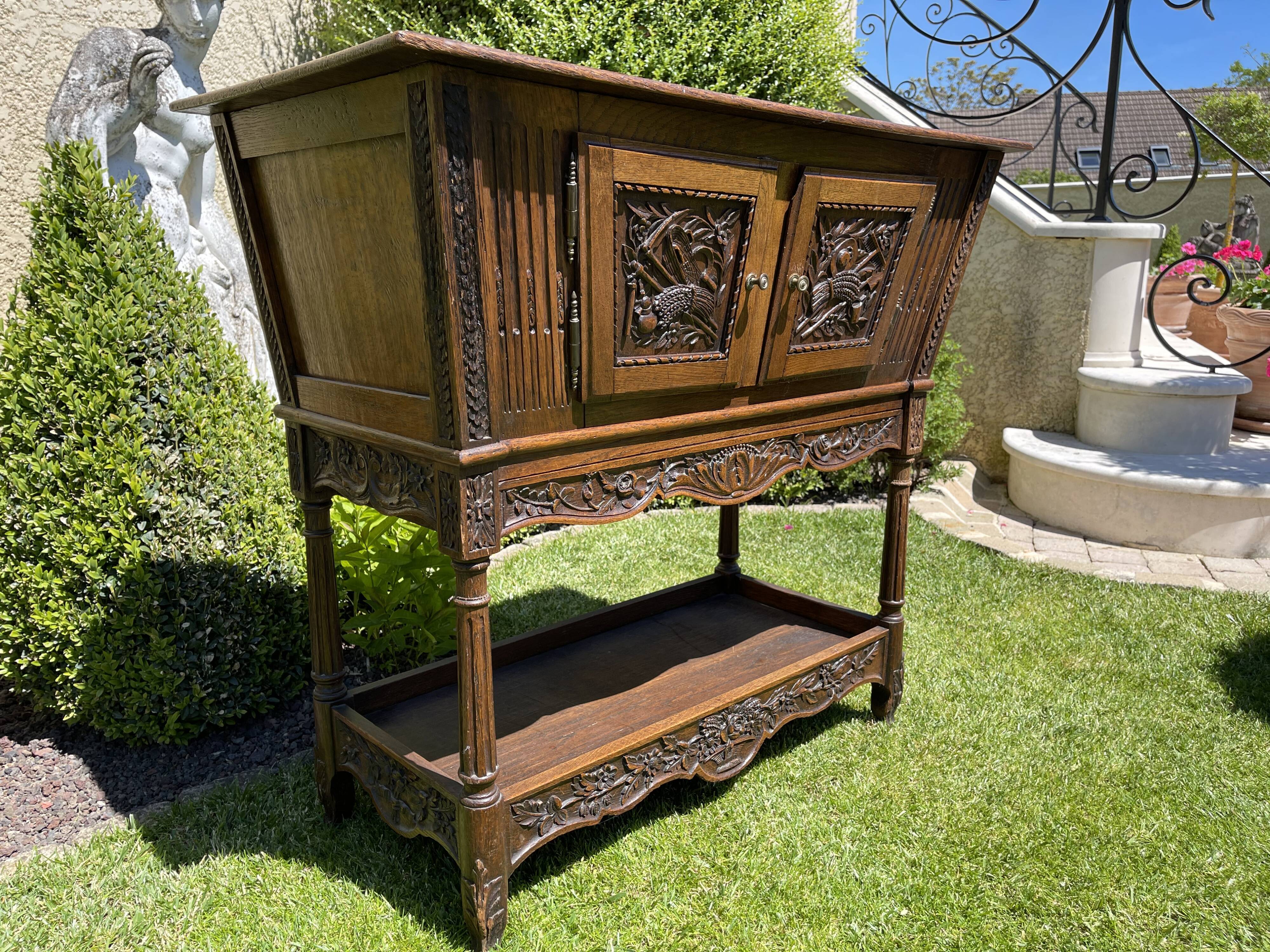 Provençal oak kneading