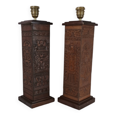 Paire de lampes Kaiser Leuchten totem en cuir vintage Azteque inca ou maya